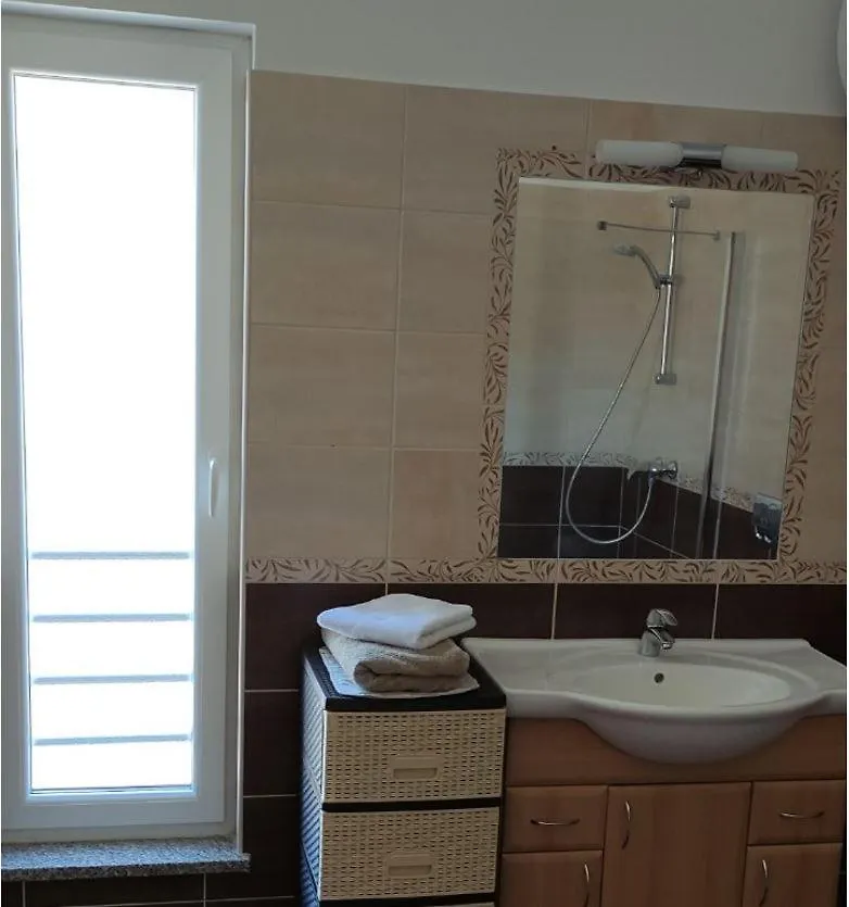 Seaview Apartment Klenovica