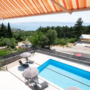 Apartment Mila, Klenovica