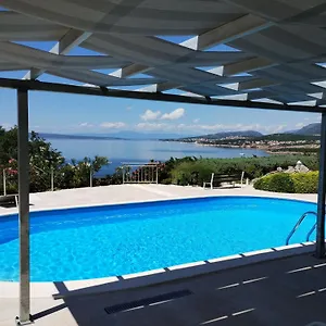 Apartment Marlin, Klenovica